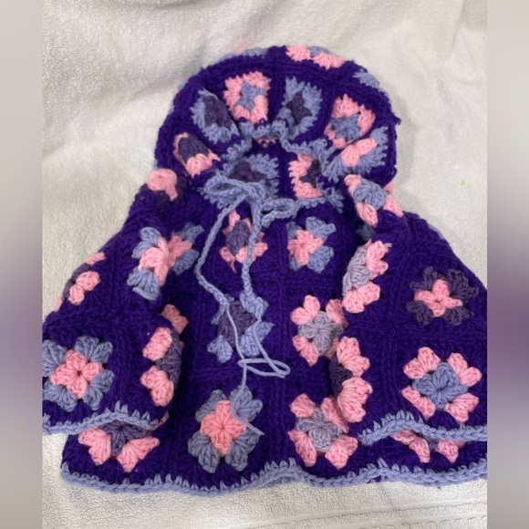 Handmade boho granny square crocheted hooded sweater - Picture 2 of 5